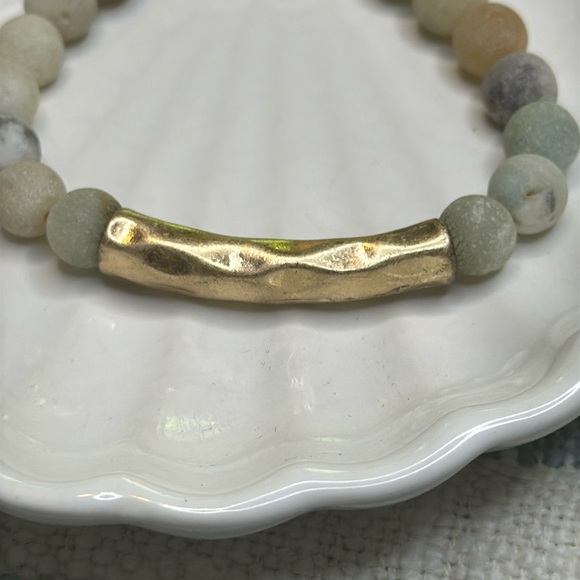 Earth Toneand Gold Minimalist Bracelet with Modern Design - Picture 4 of 5